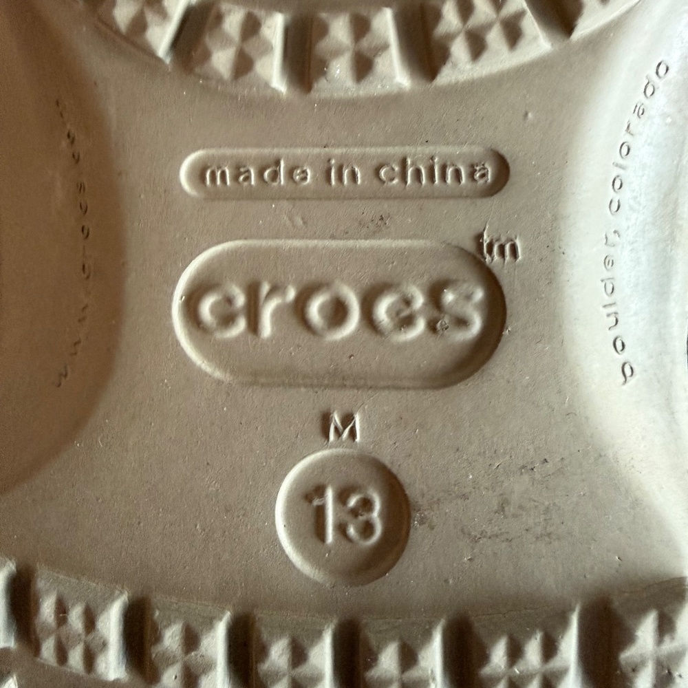 Camo Crocs - Picture 3 of 3